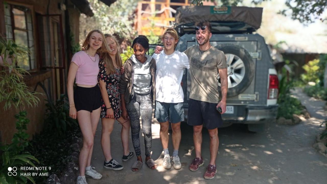 Elephant Trail Guesthouse And Backpackers Kasane Exterior photo